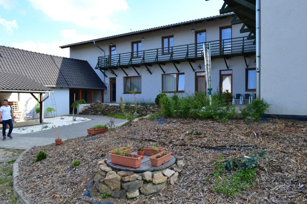 Penzion Kundratice Exteriér fotografie